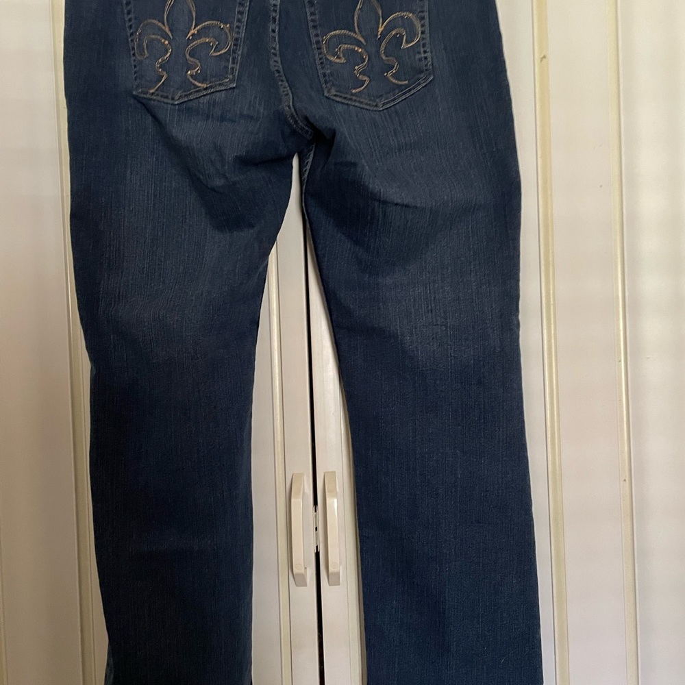 Jeans - Picture 2 of 3